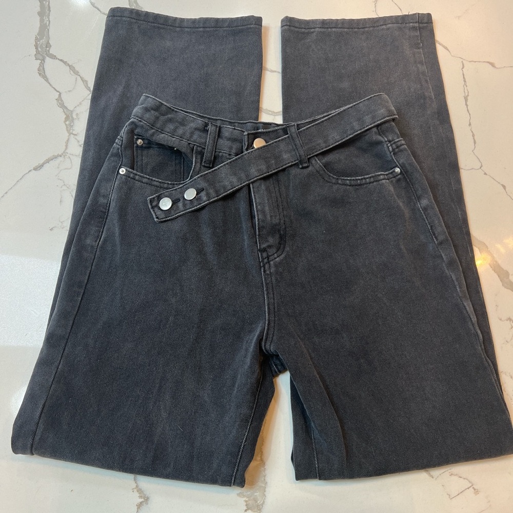 White fox jeans